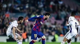 他充满自信 他充满自信